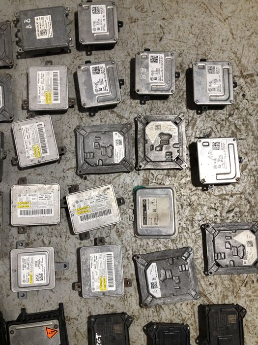 Блок розжига ксенона ксенон Volkswagen Audi Skoda