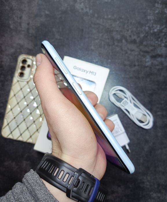 Samsung m13 4/64 Чудовий стан!