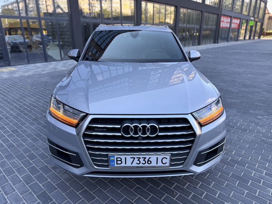 Продам Audi Q7 2016 р