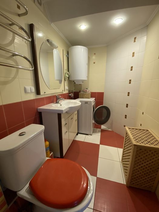 Продаю 2 кв. ул. Садовая - Пограничная , 73 кв.м.