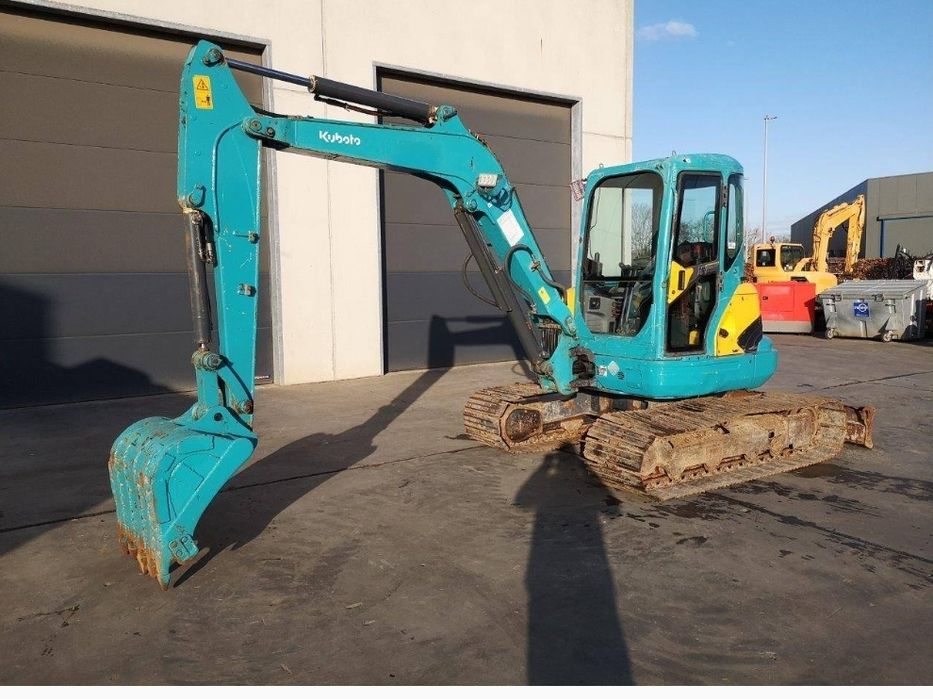 Giratória Kubota 161-3sz.   2008