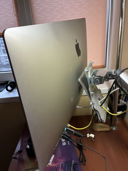 iMac 27" Retina 5K (2019) • i9 • 72 ГБ • 1 ТБ • Radeon Pro 575X