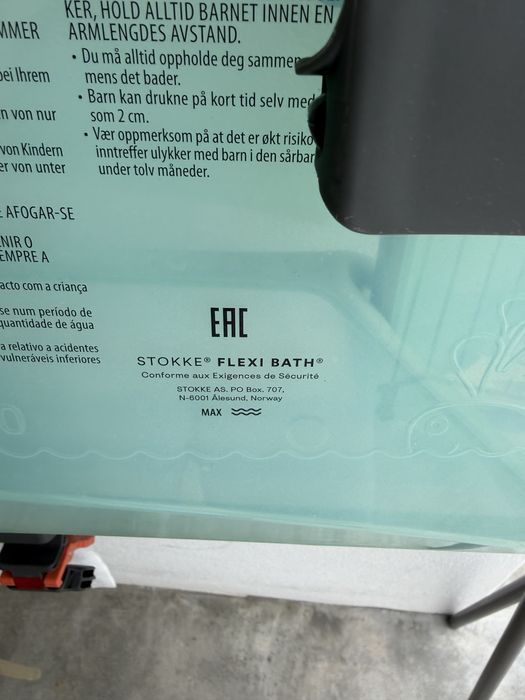 Banheira stokke flexi bath com suporte