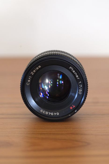 Contax Zeiss Planar 50mm 1.7 C/Y com adaptor para FX