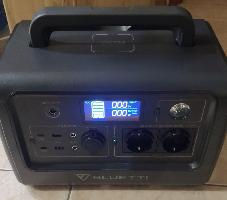 Зарядна станція bluetti eb70