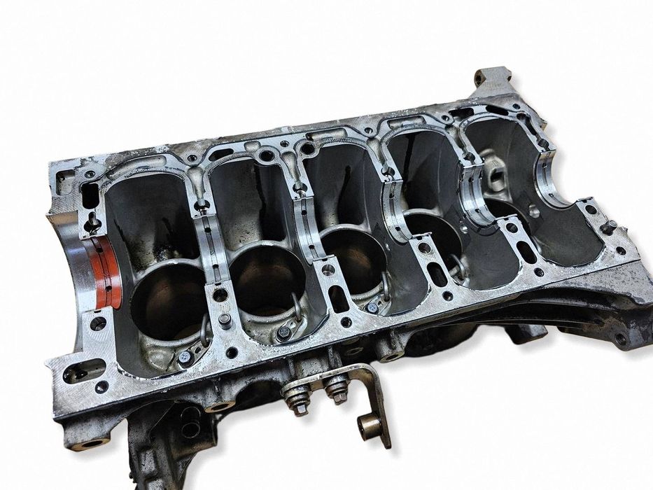 blok silnika d5244t15 volvo v60 s60 xc60 xc70 v70 s80 09487202