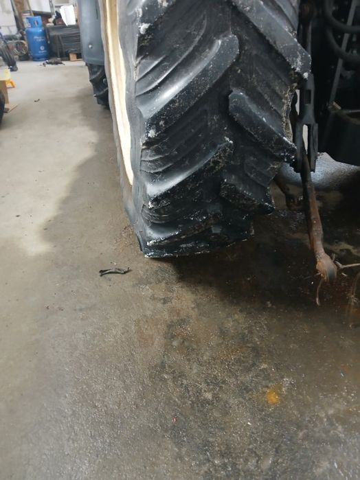 Opona Taurus 16.9/34