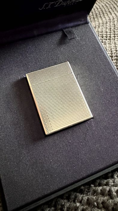 ST Dupont Briquet Ligne 1, Petite Model Argent, The Wall