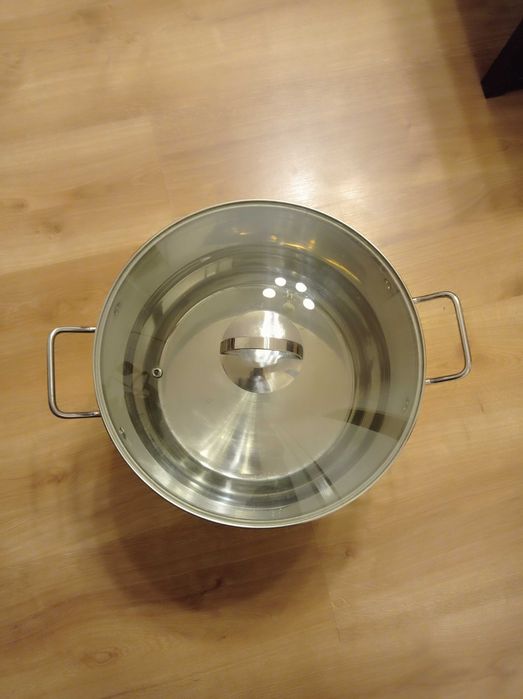 Sprzedam duży garnek " Hoffner" 15 litrowy