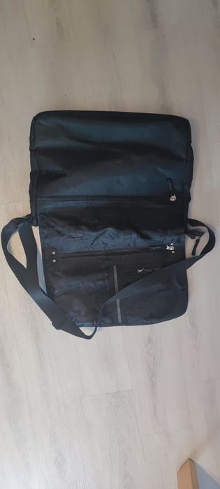 Bolsa Tiracolo PC ou Documentos/Livros