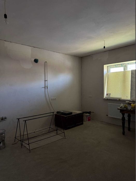 (5) Продам будинок в Щітках 9081