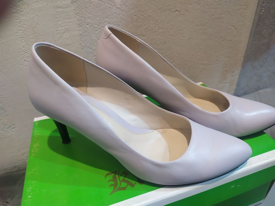 Туфлі шкіряні 38 р.