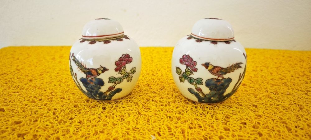 Pote em porcelana chinesa