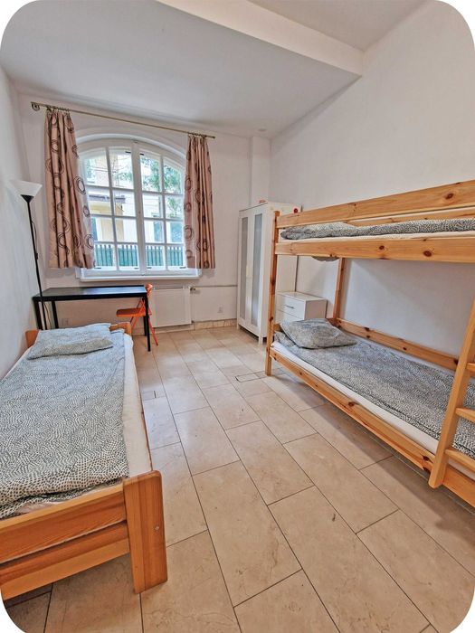 Kwatery, ХОСТЕЛ, pokoje - Wlochy - hostel, район Влохи. 2-4 местные