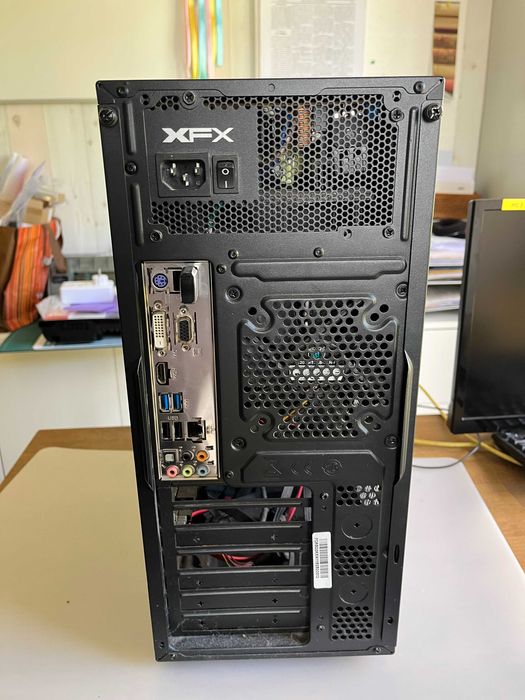 TOWER Proc. Intel i7-2600K 3.40GHz 8GB 120GB SSD Asrock B75 Pro3-M