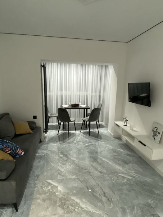 Сучасна квартира ЖК Квітковий погодинно.подобово.перша здача