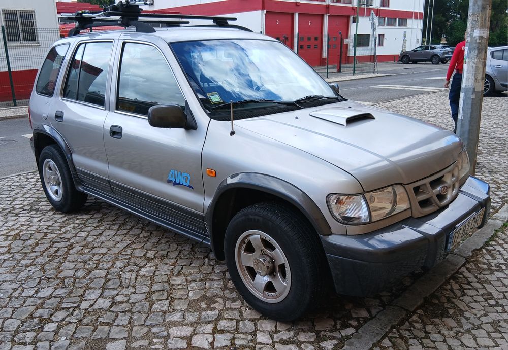 Troco Kia Sportage por barco