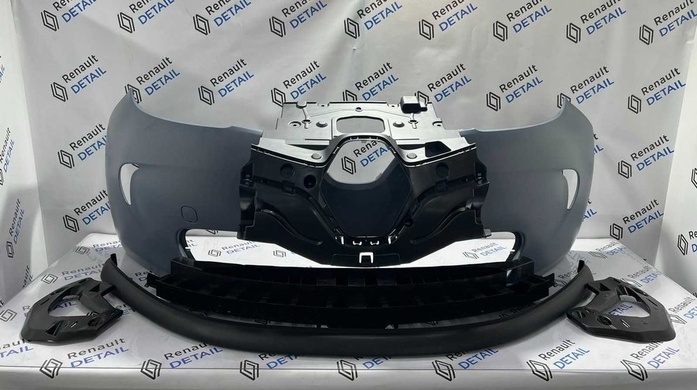 Бампер передній в зборі на Renault Zoe до 2019р Оригінал 620226455R