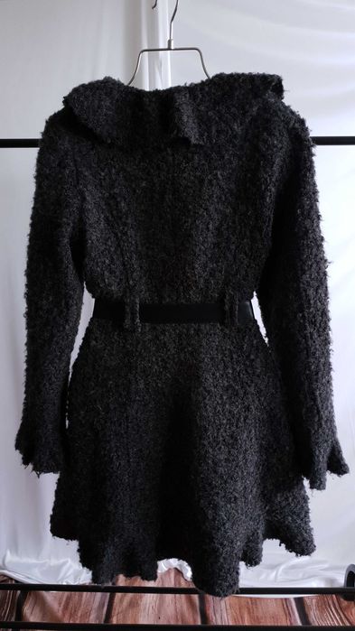 Płaszcz Włoski Damski Grafitowy M 38 Falbany Pasek z Wełną Donna