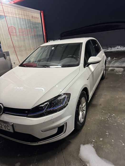 e-golf Volkswgen e-golf фольцваген е гольф