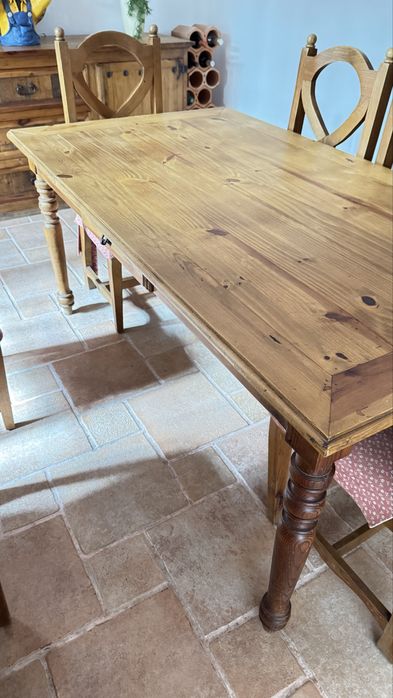 Mesa de jantar + 6 cadeiras rusticas marca Hacienda