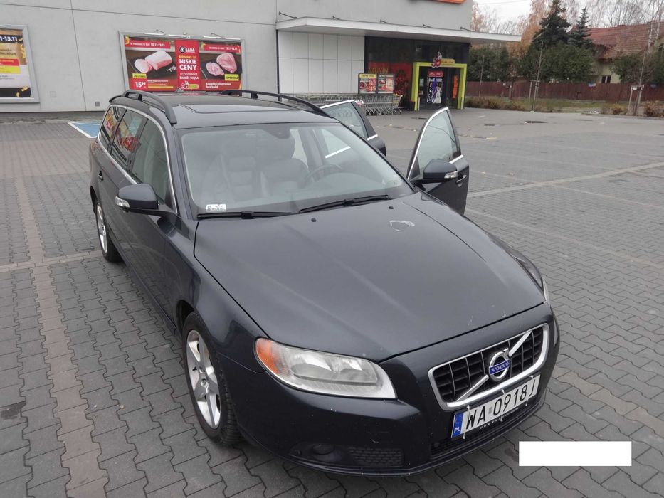 Volvo V70 – 2.4D 175 KM MOMENTUM