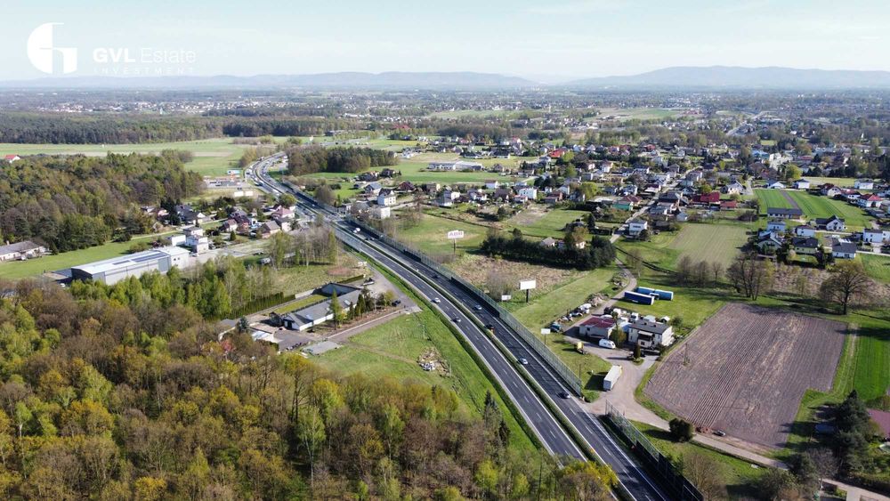 Działka usługowa 2000-6000 m² przy trasie DK1 - Ogrodzona i oświetlona - Więcej