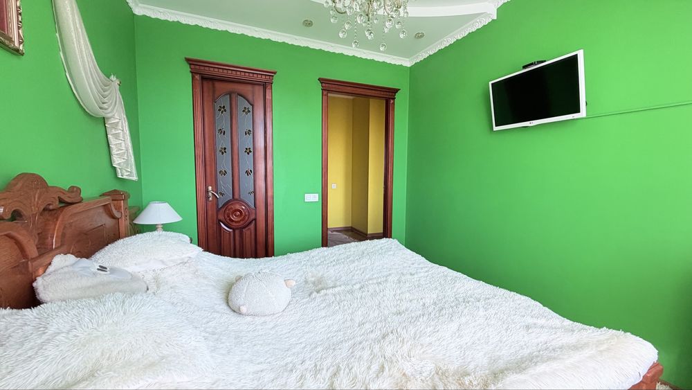 Продаж 3-кімнатної квартири в центрі м. Дрогобич