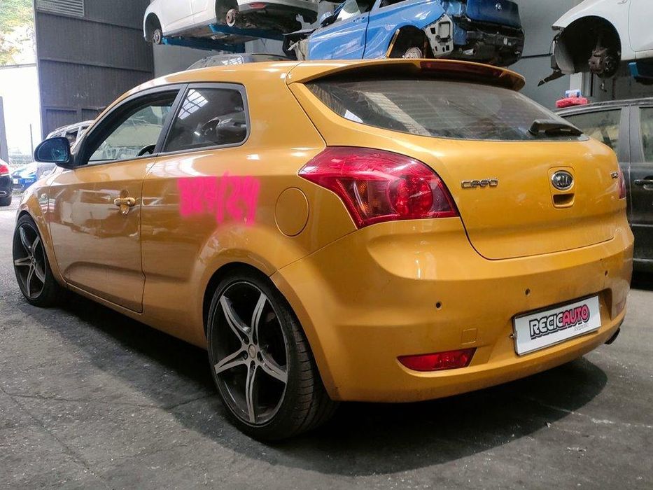 Pára-Choques Dianteiro Kia Ceed Ed