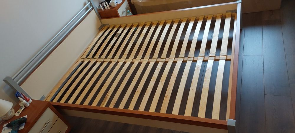 Sprzedam łóżko 160x200