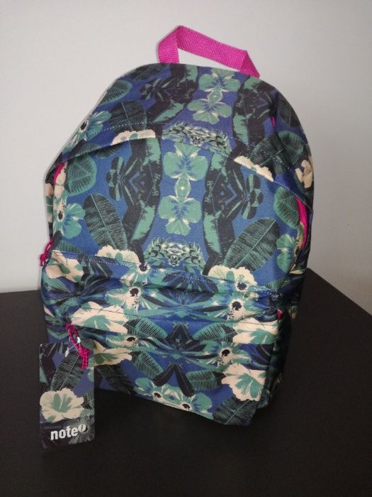 Mochilas Novas várias marcas