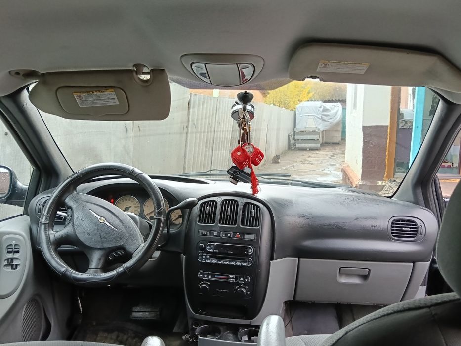 Chrysler gr.voyager 2006 год