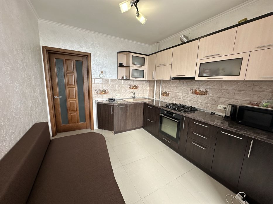 Продам 1 кімнатну квартиру біля Арсена