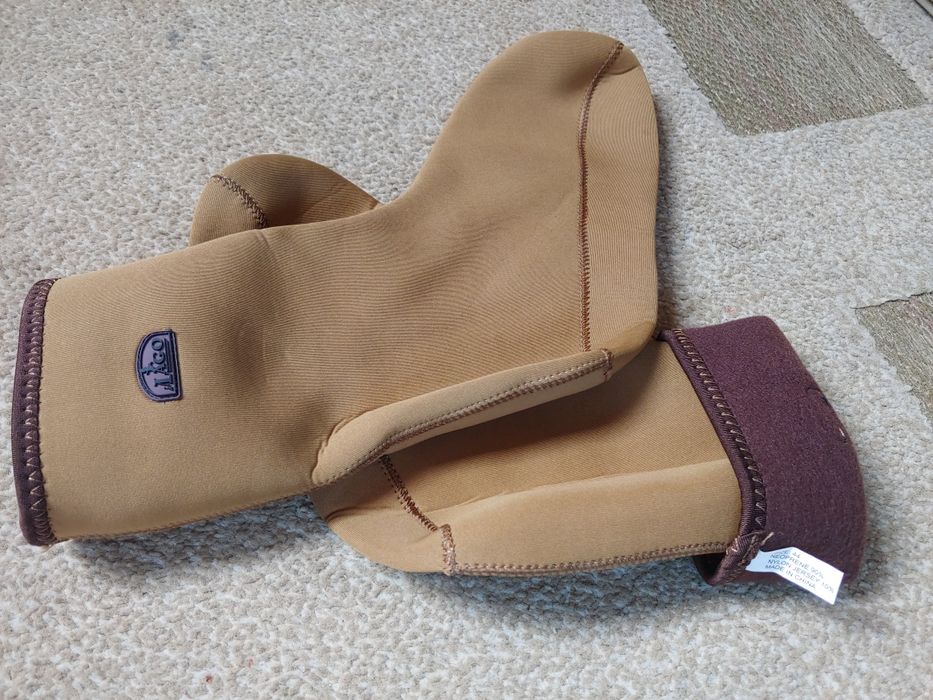 Ocieplacze neopren surfing rozm 44