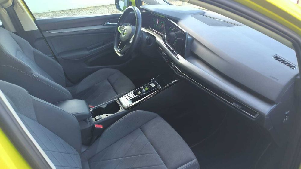 VW GOLF eHybrid 2022 DSG - Iva Dedutível