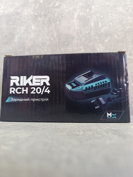 Зарядний пристрій RCH 20/4 RIKER 4А.(Макітівська посадка)