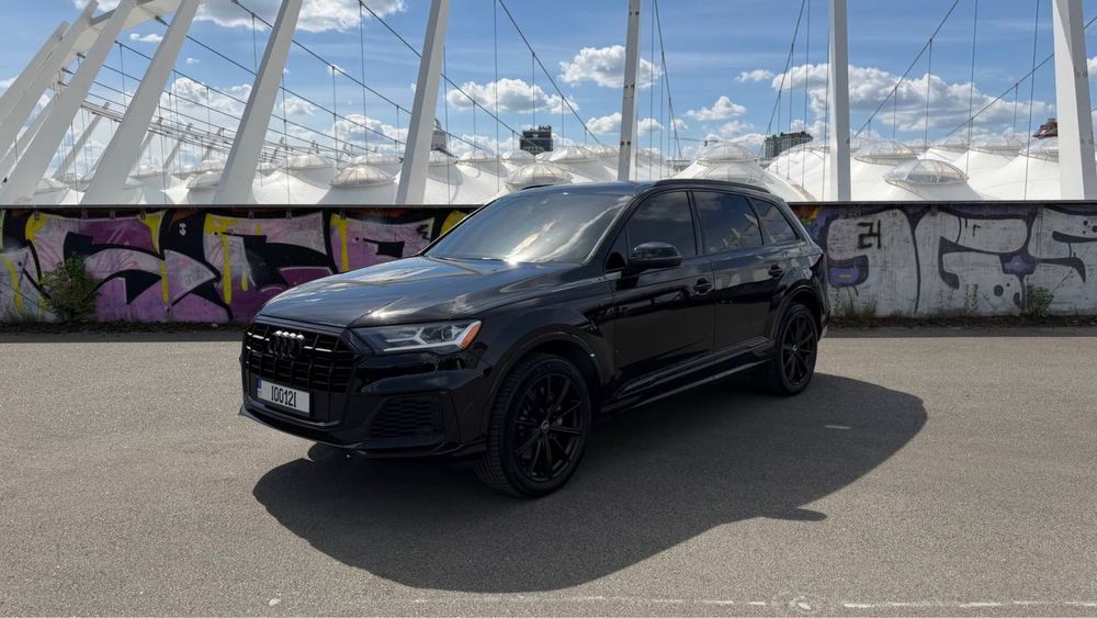 Продам Audi Q7 2022 року