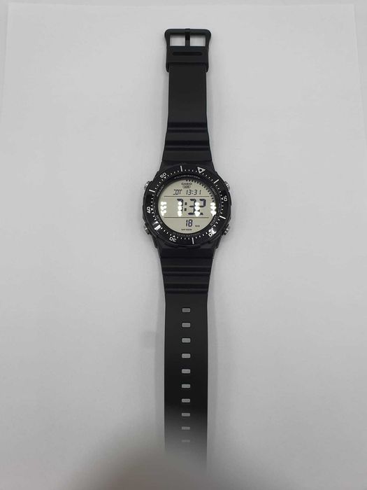 Zegarek sportowy Casio AE-1700H (GWAR)