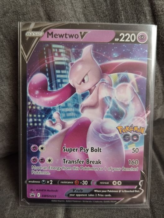 Karta pokemon Mewtwo V