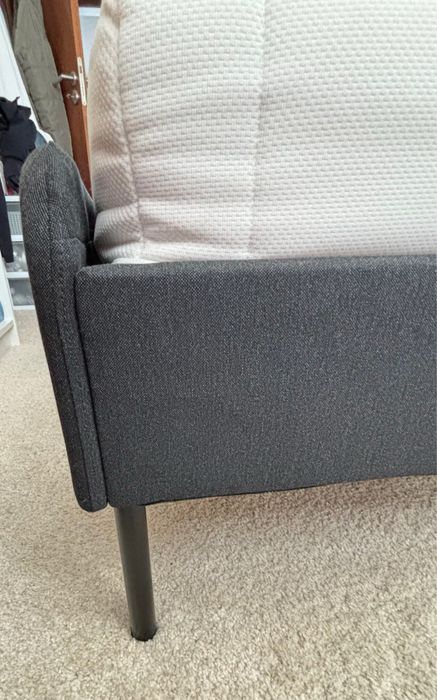 Cama de casal Ikea