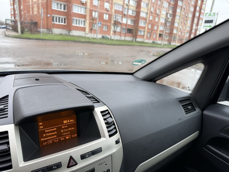 Opel Zafira з Німеччини 7 місць