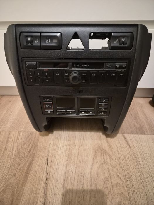 Consola central com radio original de audi a3