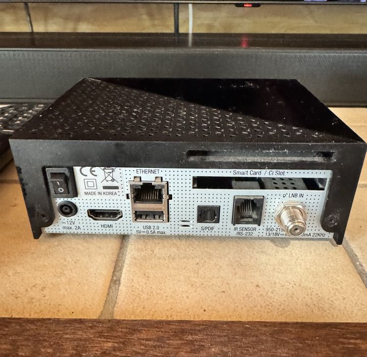 DEKODER VU+ ZERO 4K Oscam z dużą anteną satelitarną 100cm Gotowy zestaw