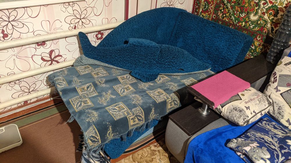 Диван малютка с дельфином