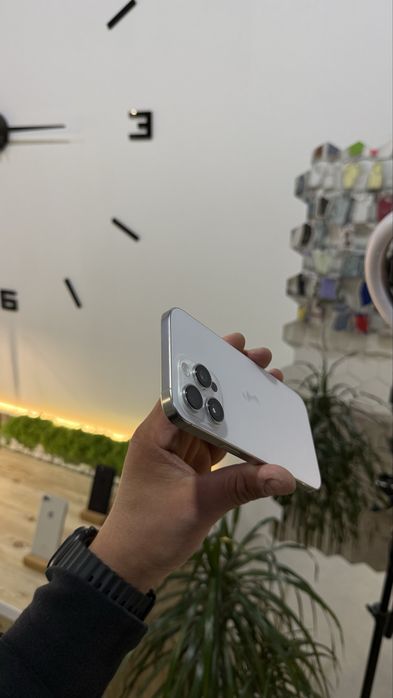Iphone 16 Promax 256 Gb White Titanium акб 100%