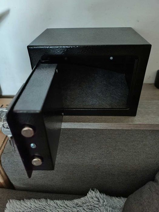 NOWY Sejf Metalowy Na Klucze Domowy Na Pieniądze Dokumenty Skarbonka