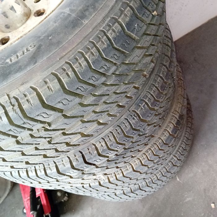 Jantes R14 com pneus 185/70