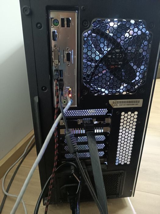 Komputer stacjonarny