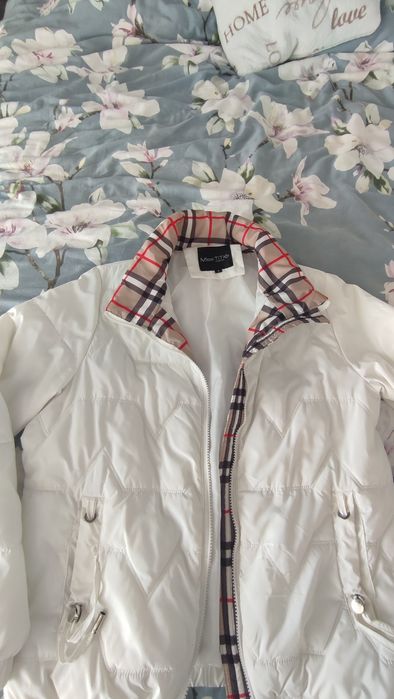 Kurtka wioana biała