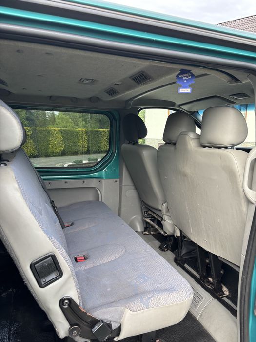Renault trafic 1.9dci 9osobowy klimatyzacja nawiewy tył